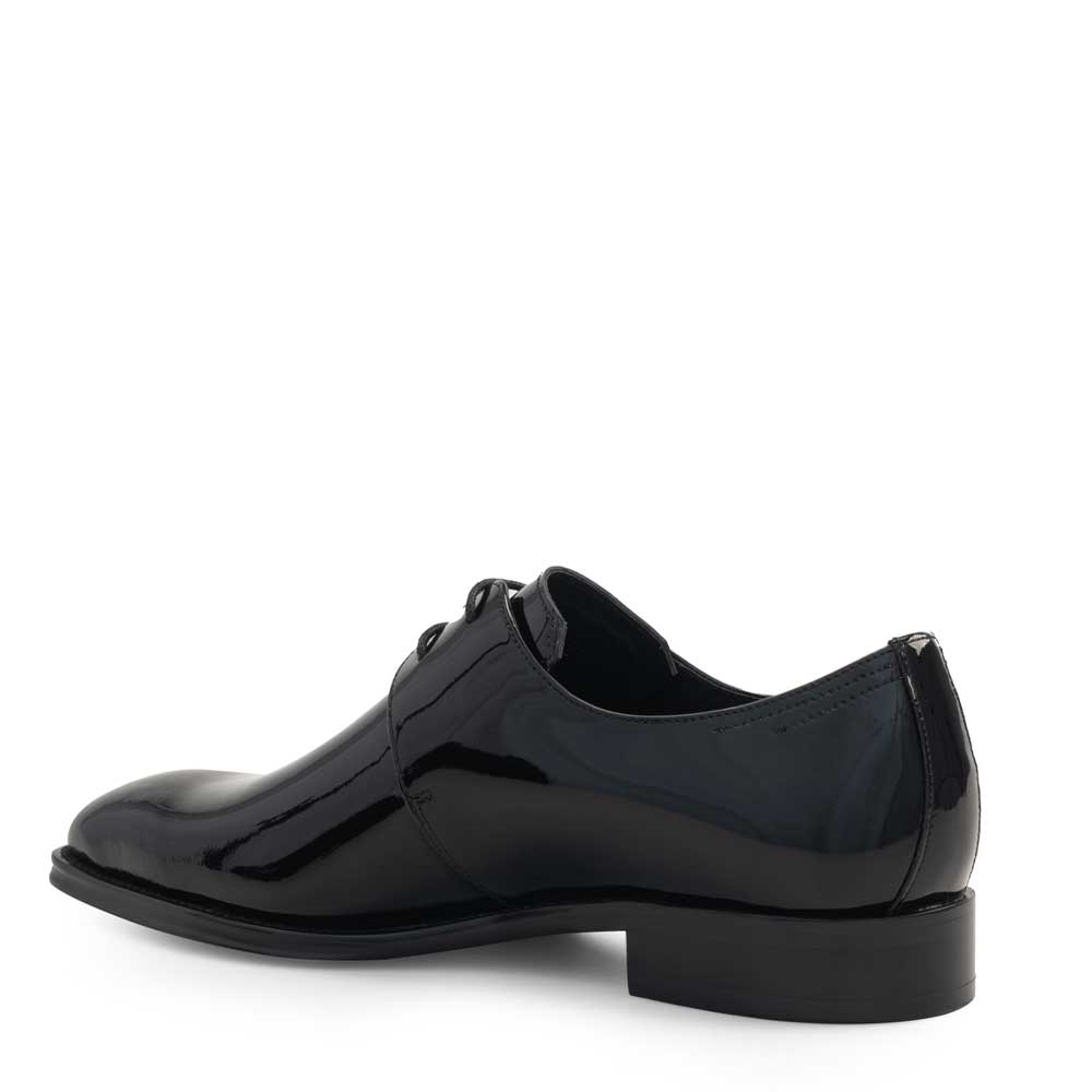 2-Eyelet Plain Toe Derby