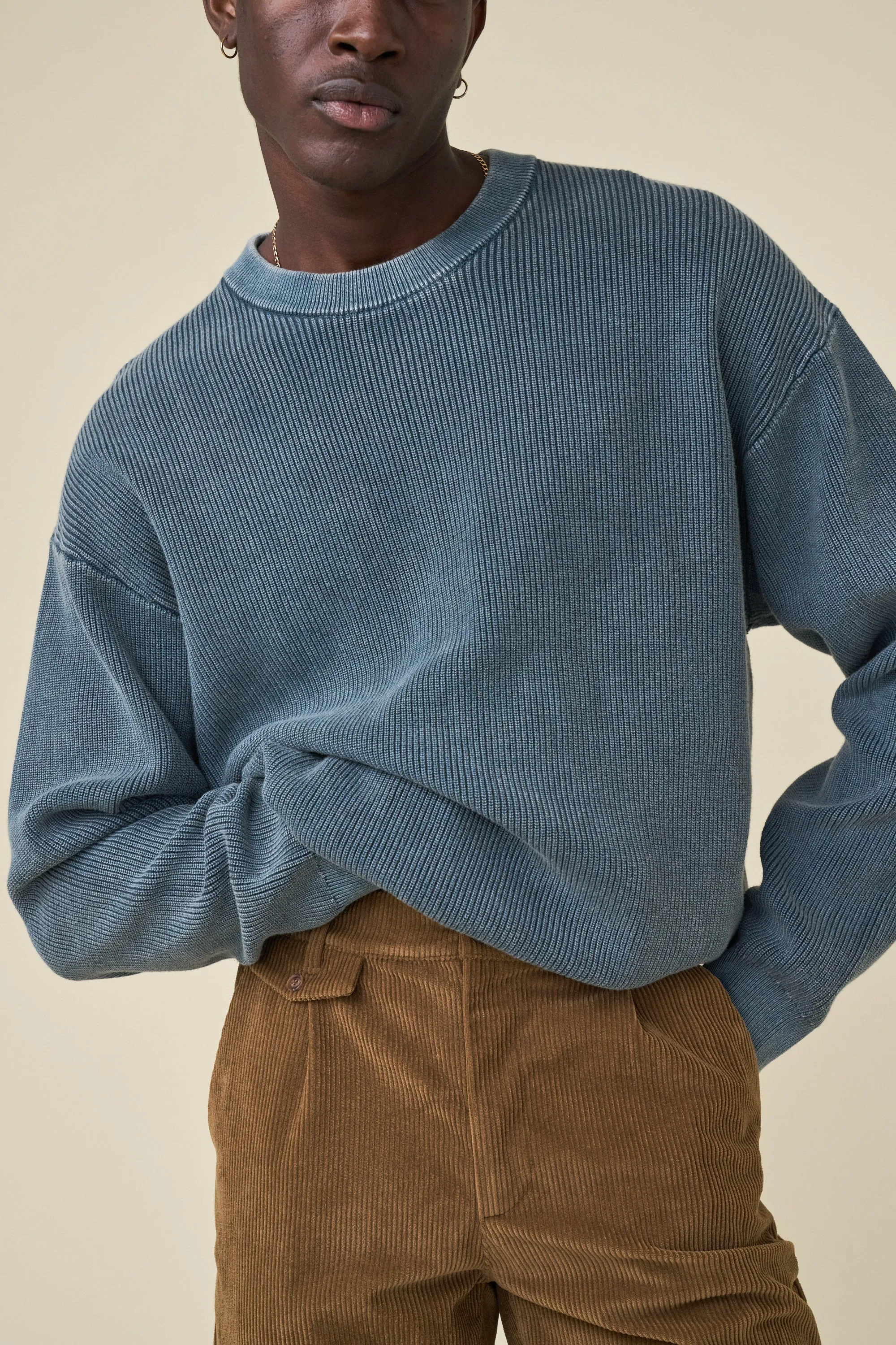 ACID WASHED CREWNECK SWEATER - AGAVE