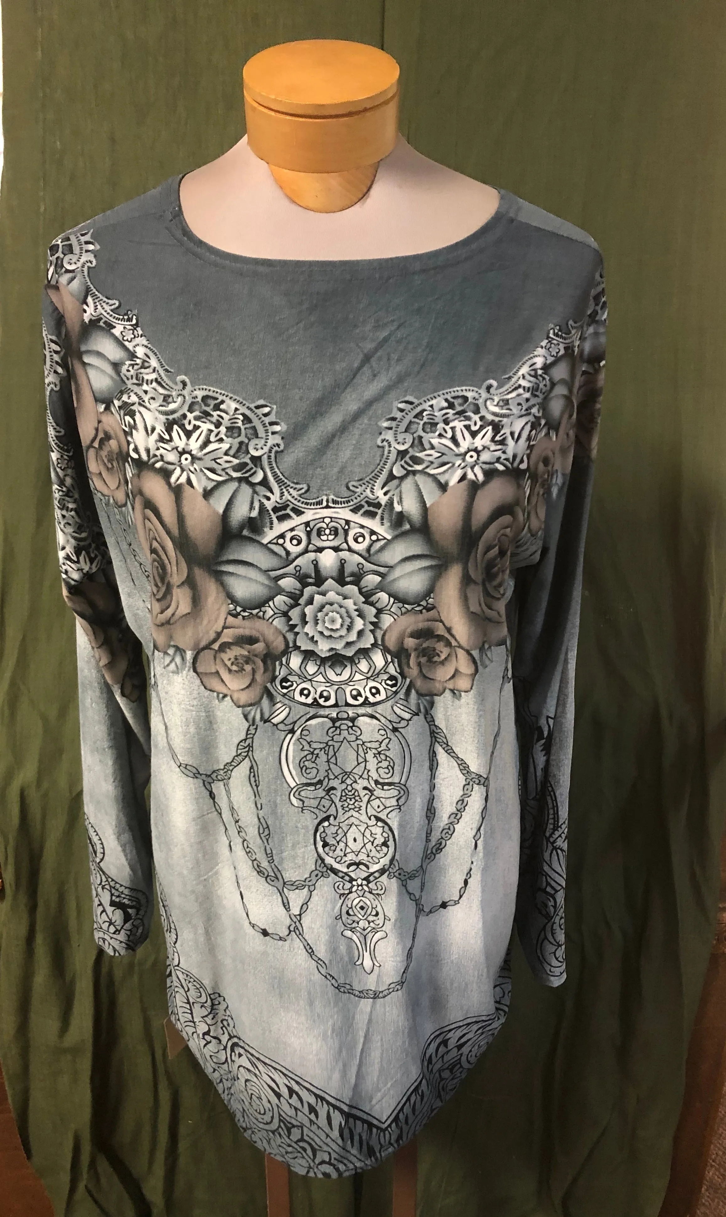 Andre style printed one size blouse with flowers printed on front.  $4.98 after discount