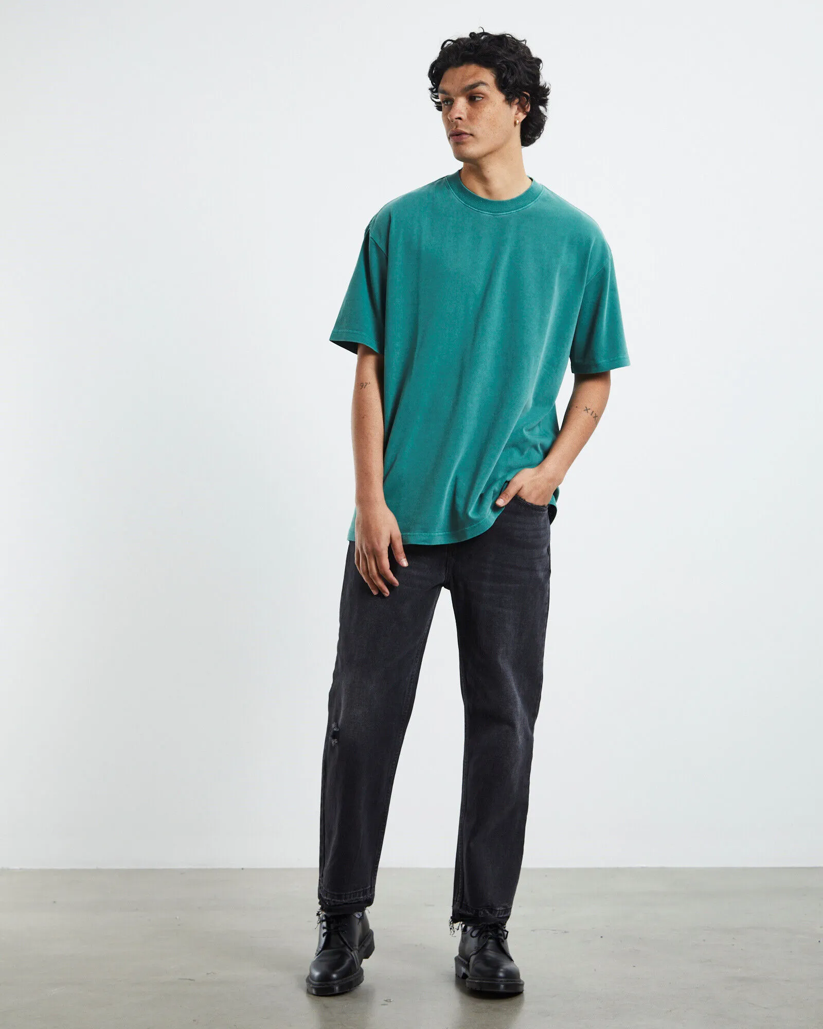 blacknoise/whiterain Aeon Relaxed Straight Jeans Static Black