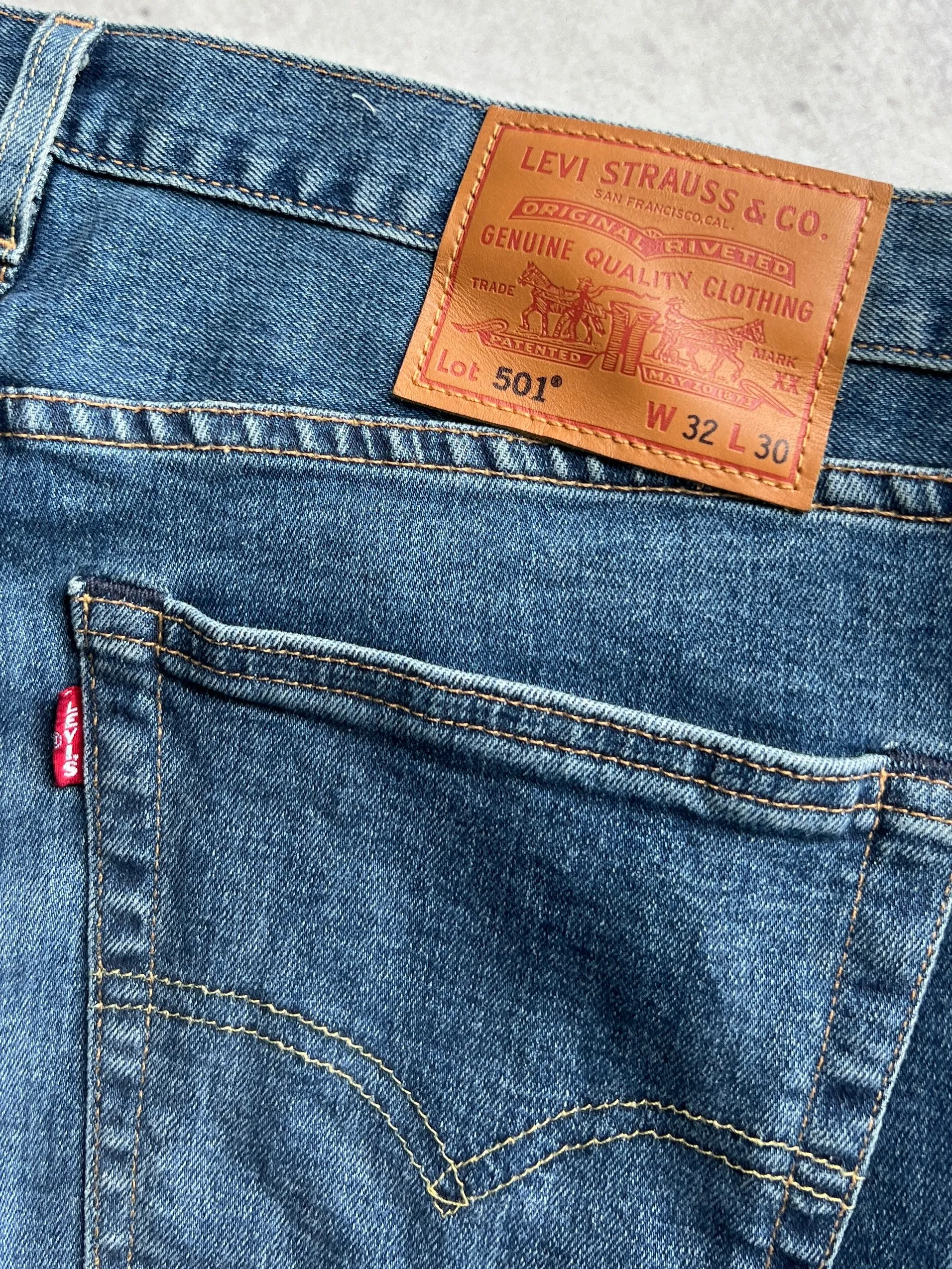 Brand New Levi's 501 Jeans (W32 x L30)