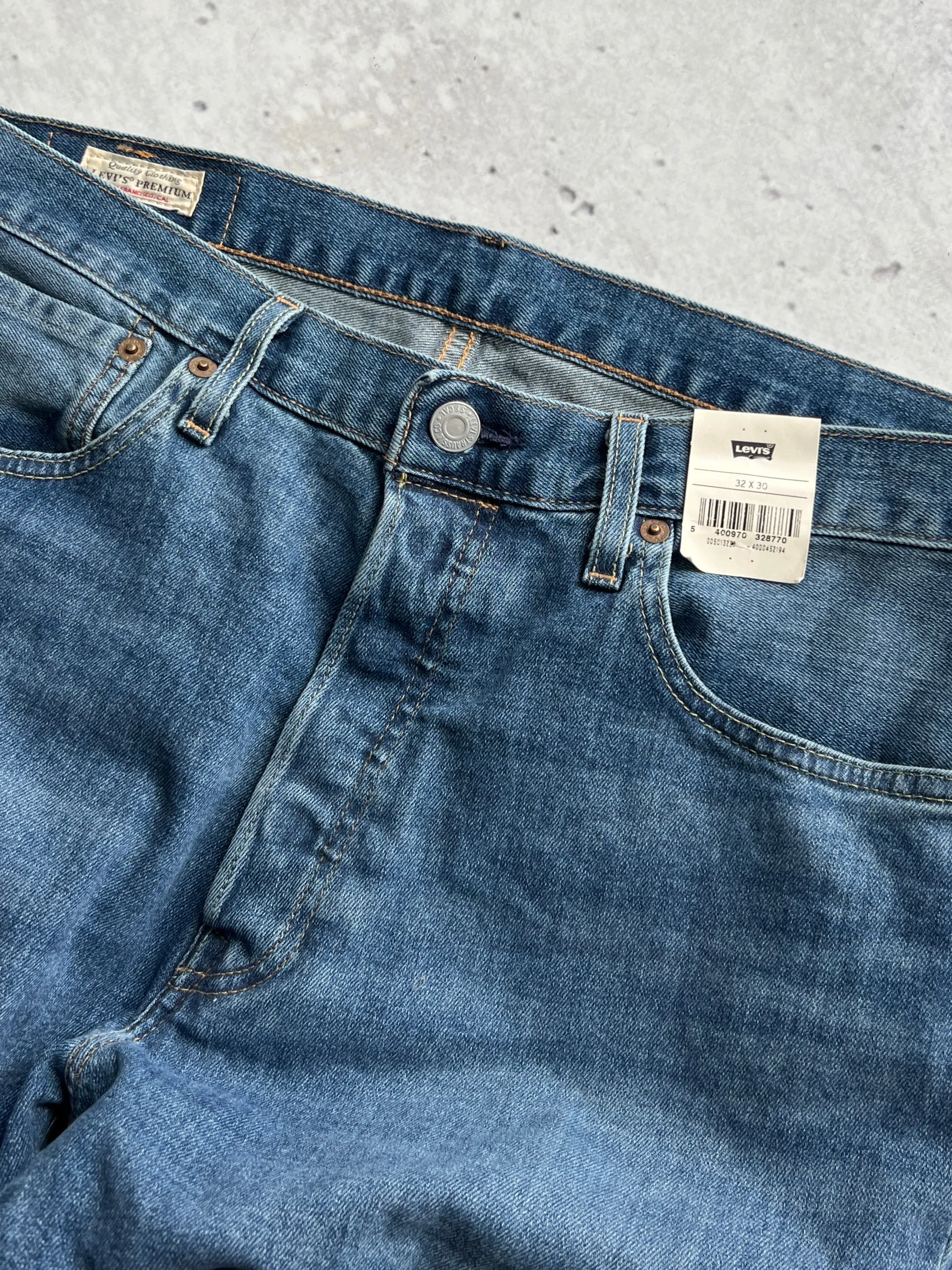 Brand New Levi's 501 Jeans (W32 x L30)