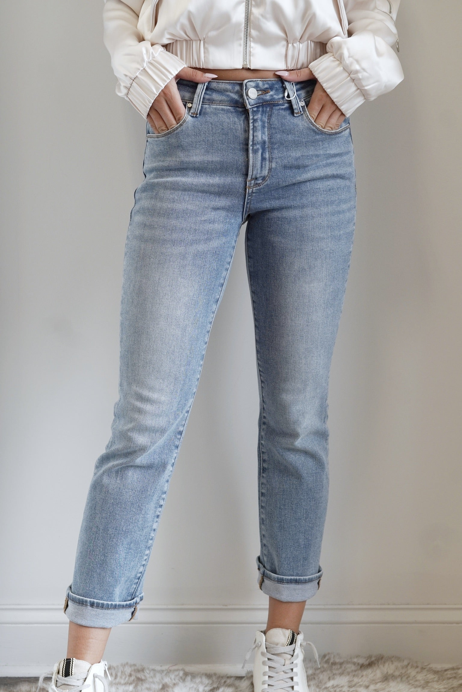 Hensley High Rise Slim Straight Jeans