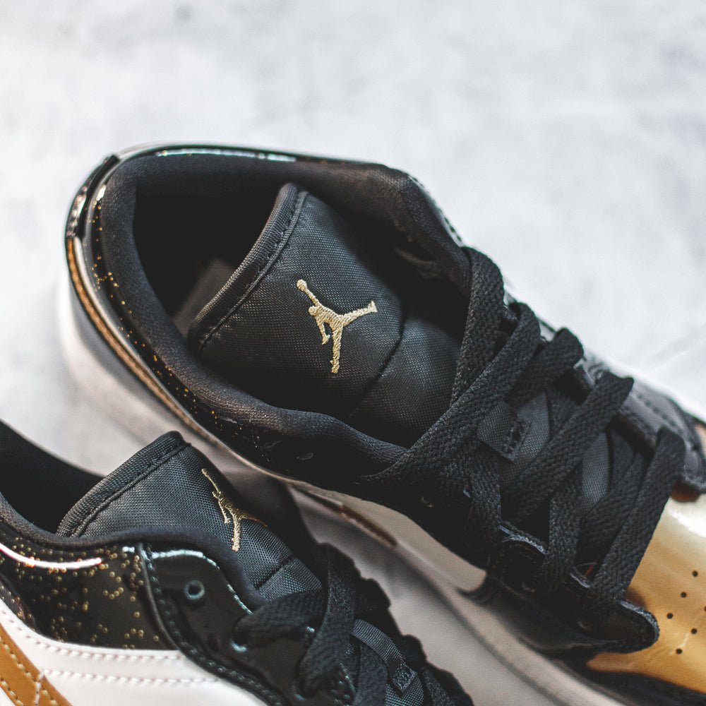 Jordan 1 Low SE Gold Toe (GS)