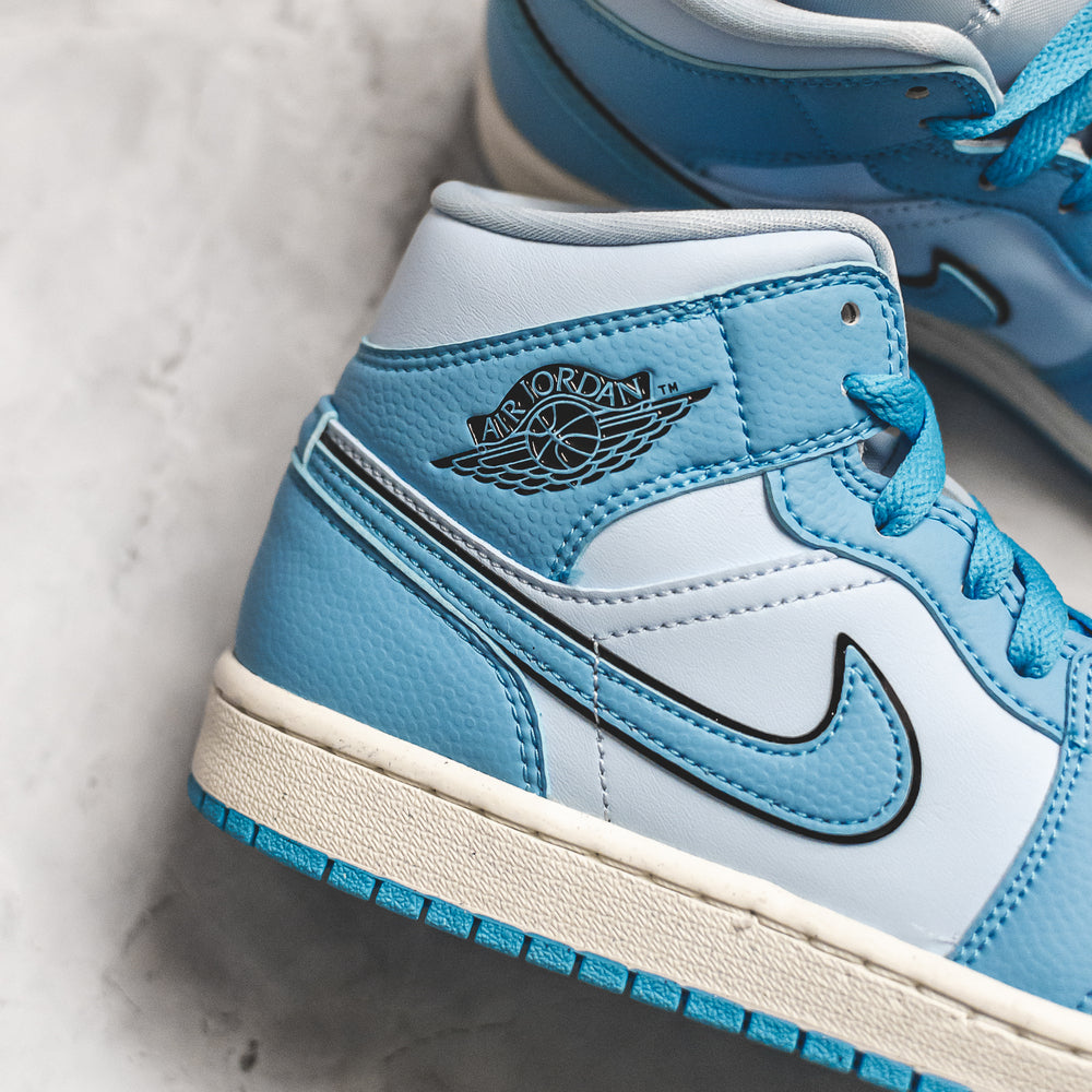 Jordan 1 Mid SE Ice Blue (W)