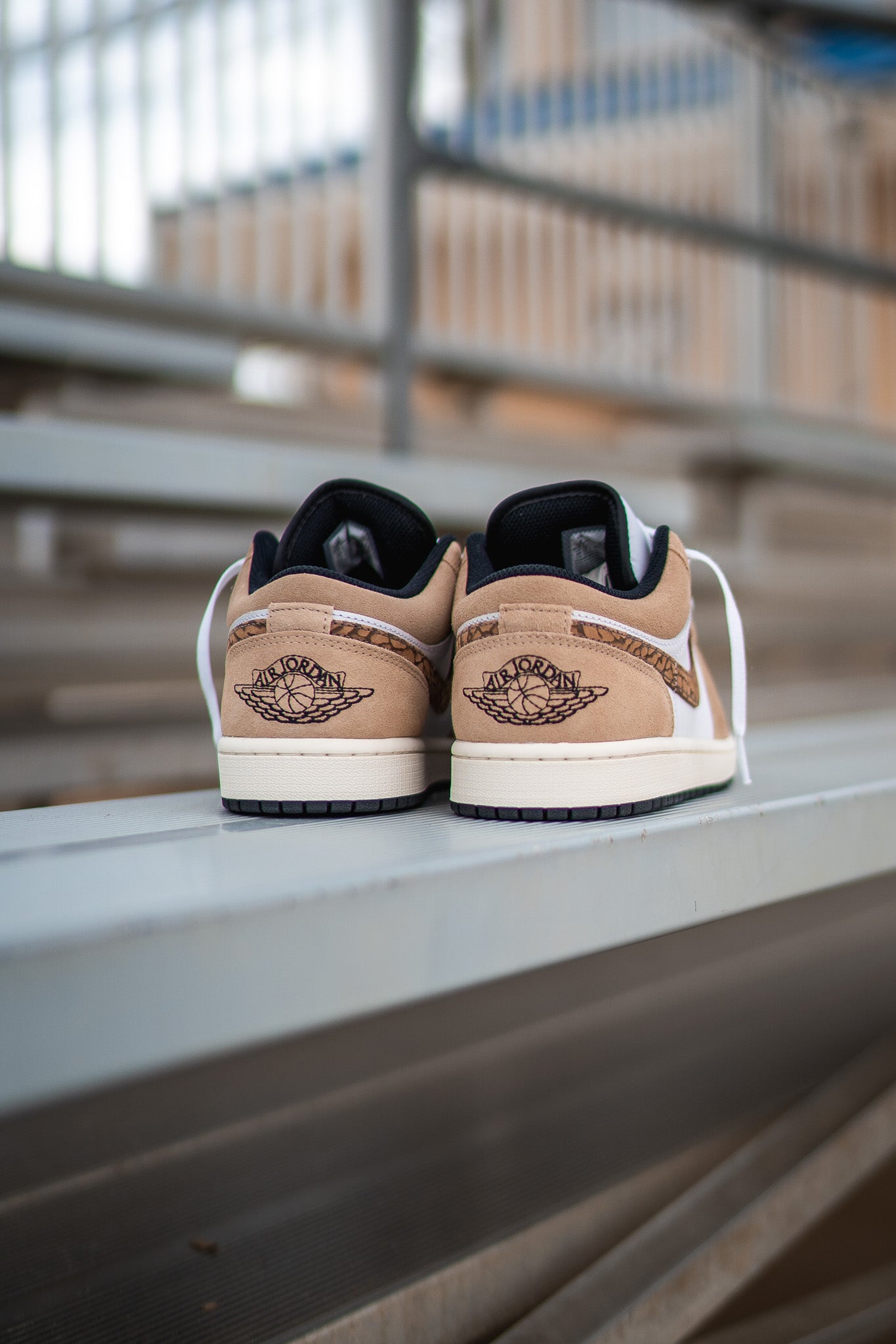 Mens Air Jordan 1 Low SE (Hemp)