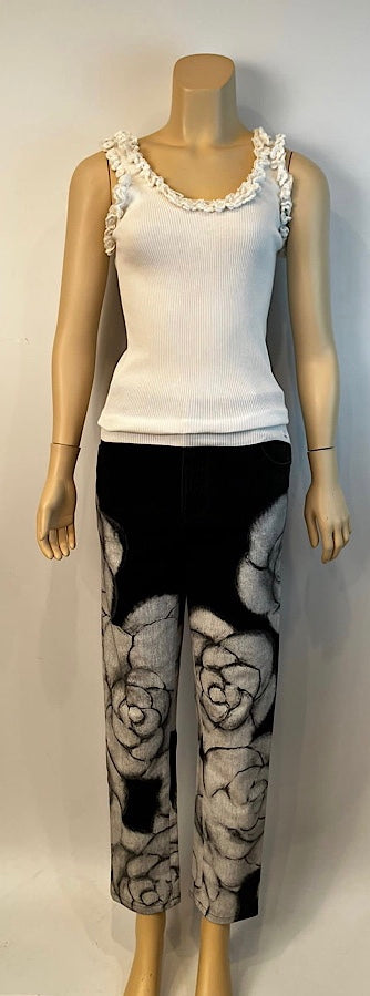 NWT Chanel 2016 Fall Ready to Wear Runway Black White Camellia Painted Jeans FR 38 US 4