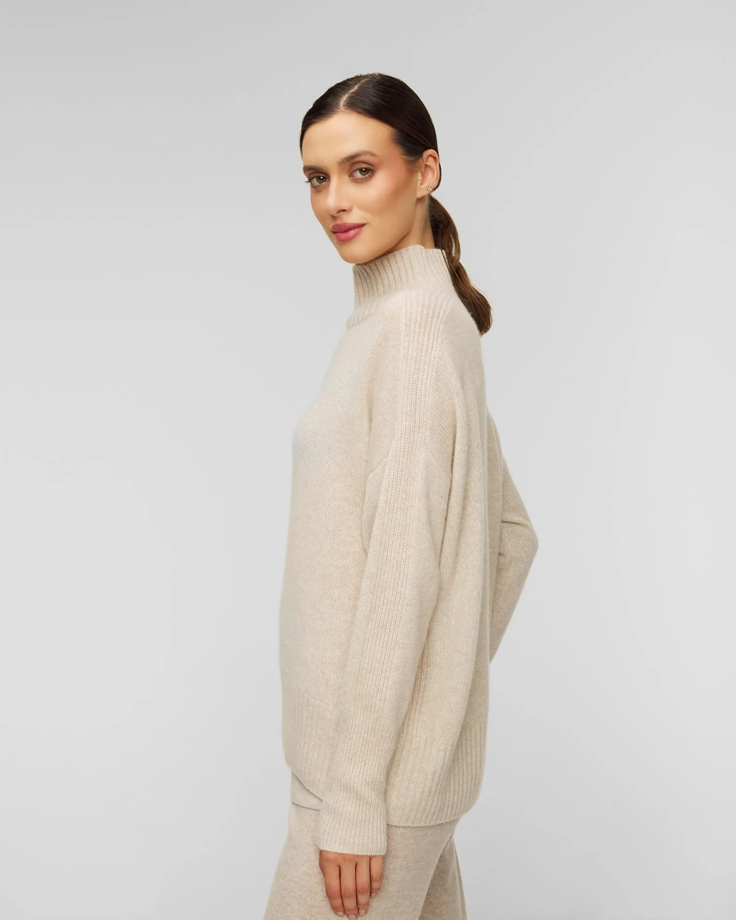 Women's cashmere sweater Allude Mockneck 11156-48