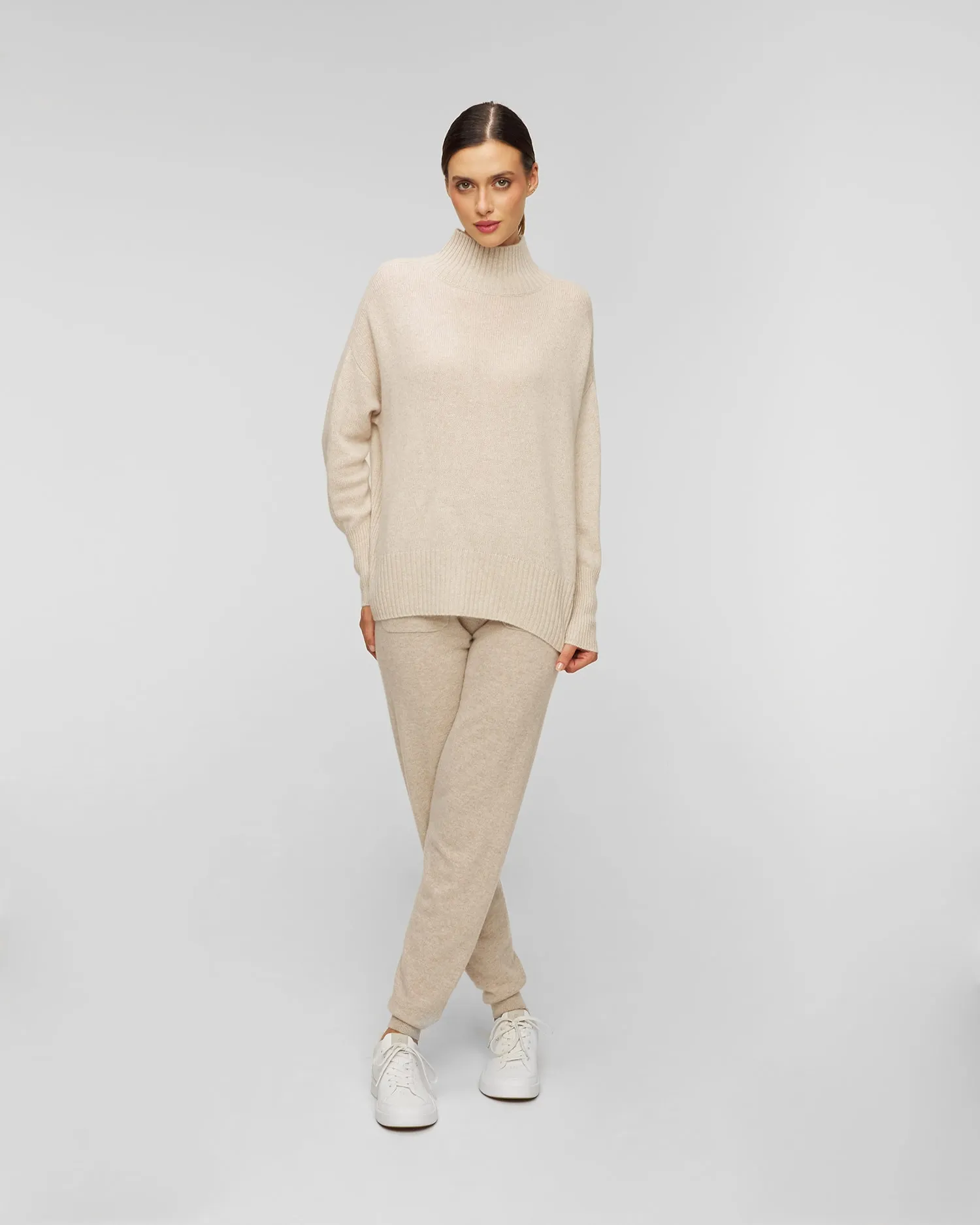 Women's cashmere sweater Allude Mockneck 11156-48